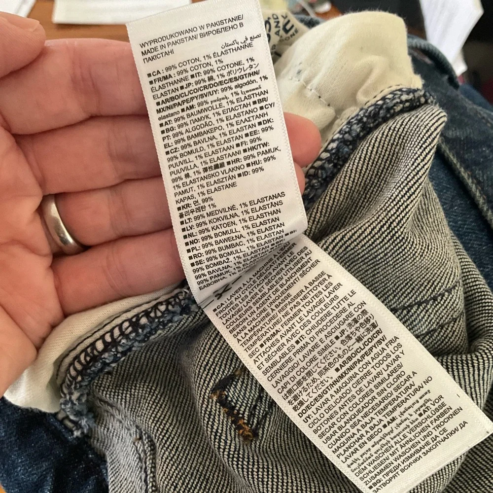 GAP High Rise Stride Belted Wide-Leg Jeans
